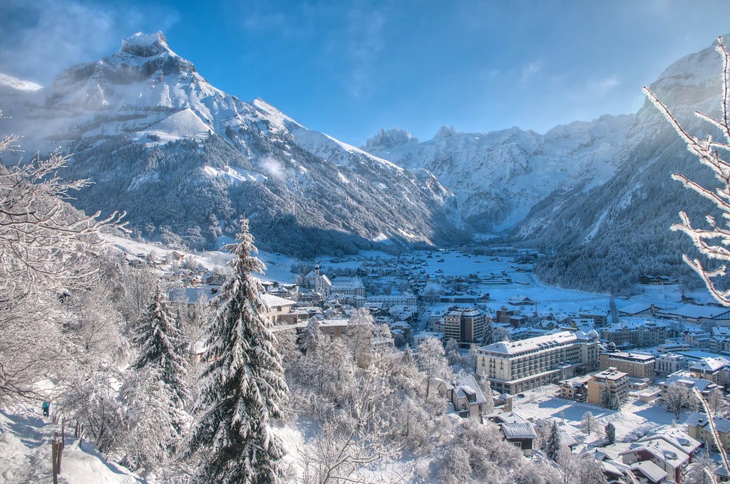Engelberg_Winter Village Landscape