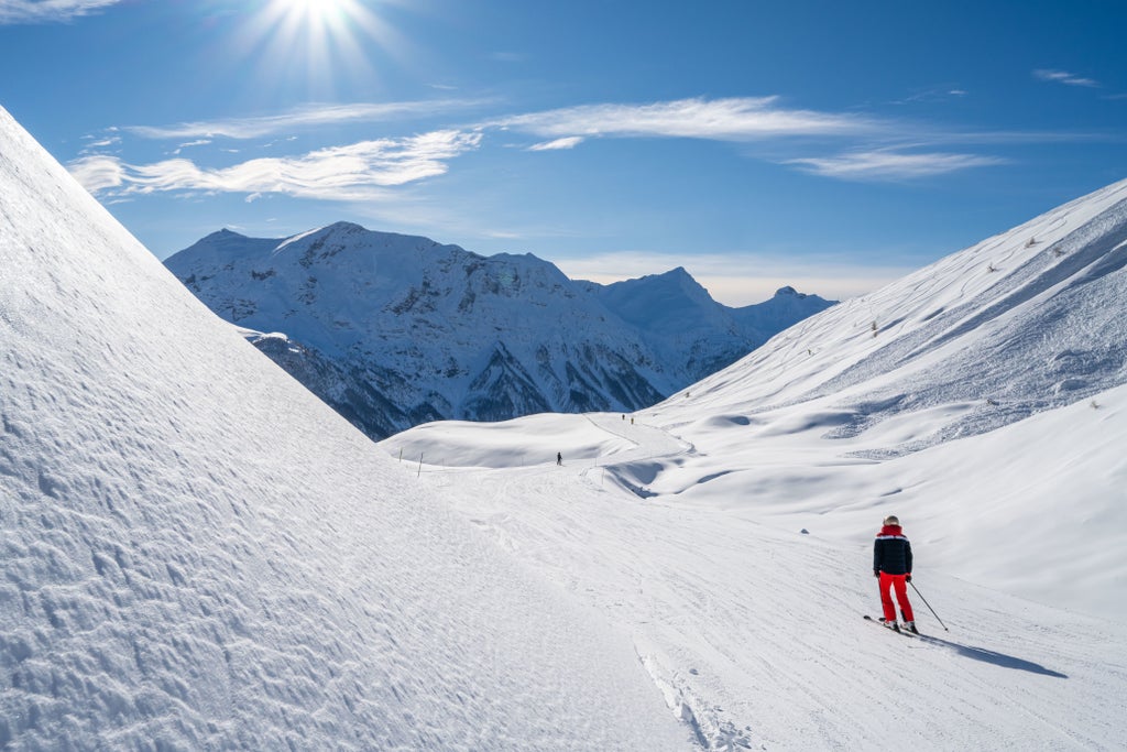 Orcières Merlette_Sunny Ski Day on the Slopes_(c): Gilles Baron