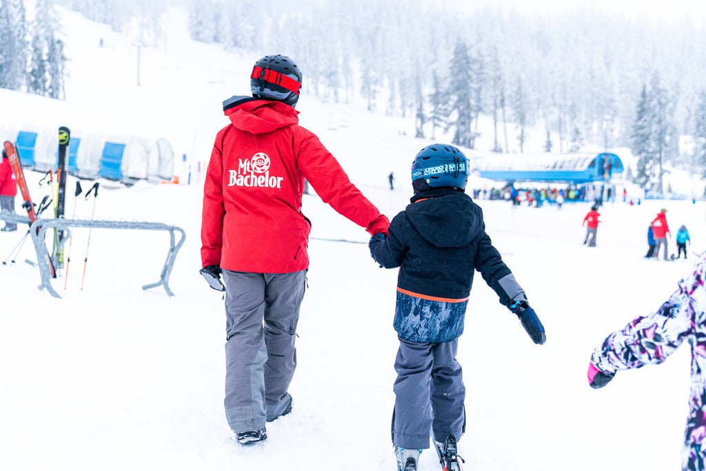 Mt. Bachelor_Ski Lesson_Kid_(c): Mt. Bachelor