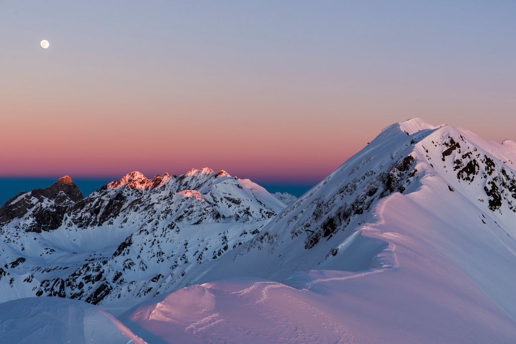 Gourette Pene Blanque à l'aube ©G.Arrieta 2018
