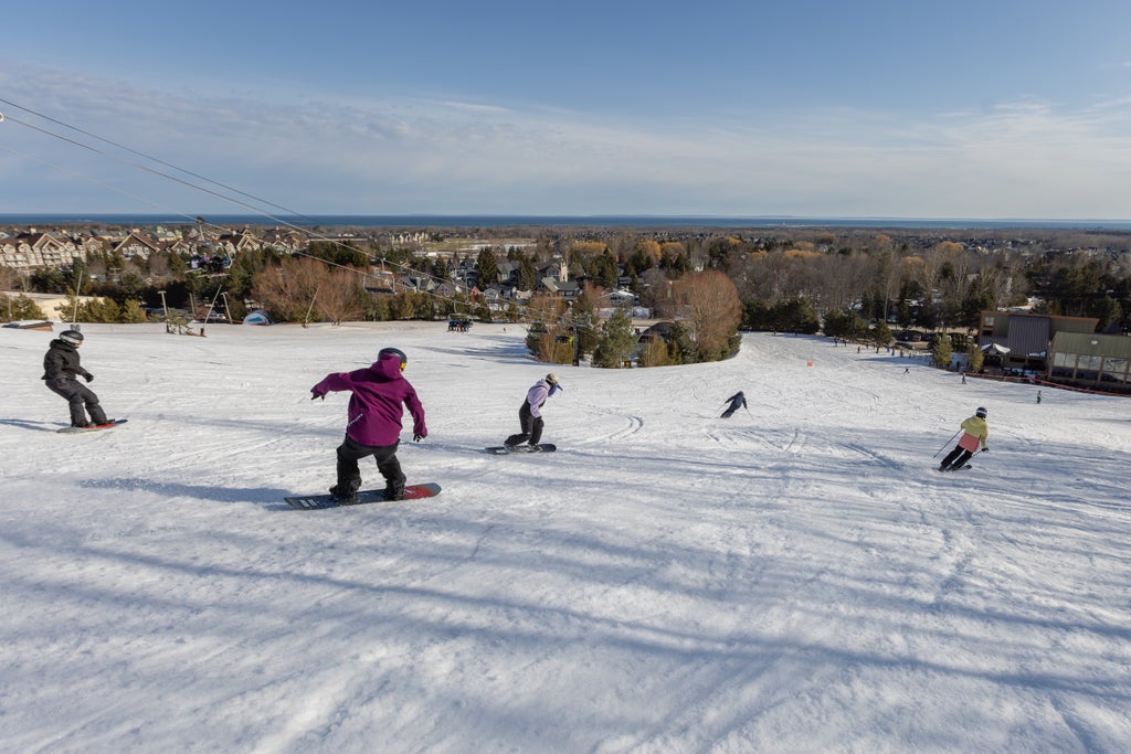 2025 03 11 Blue Mountain Spring Ski On Hill 216