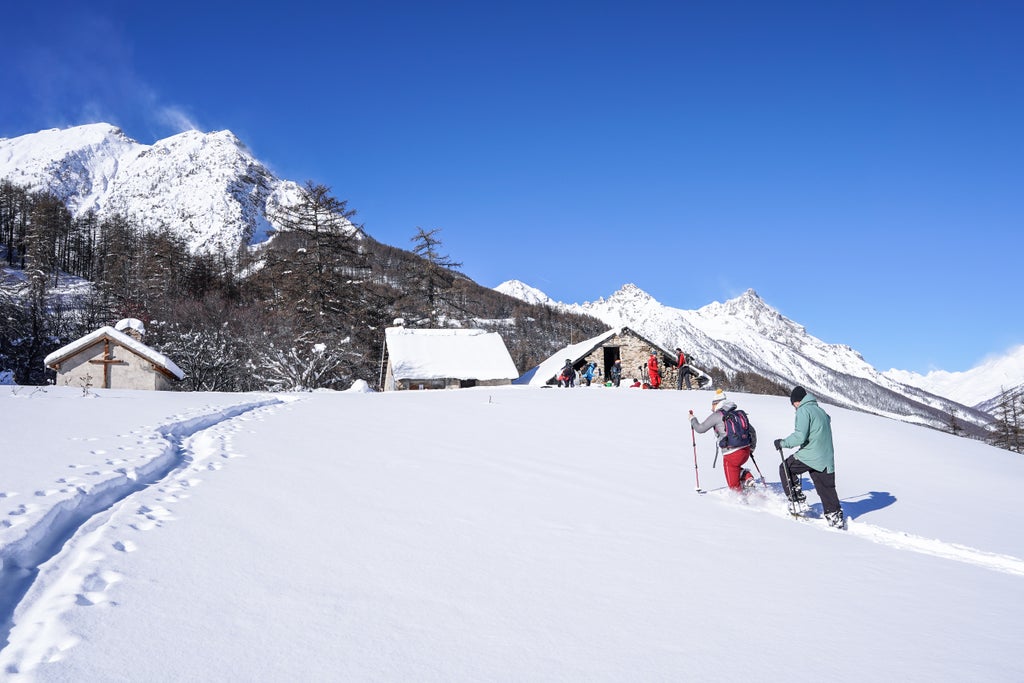 Serre Chevalier_Snowshoe Hike_(c): David Gouel