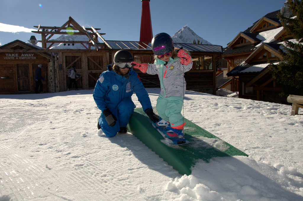 Les 2 Alpes_Mini Board School_(c): European Ski & Snowboard School