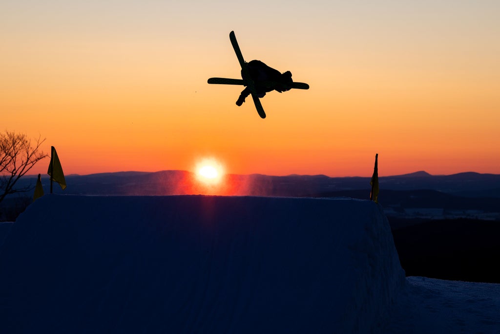 Jay Peak-04-08-2026 Terrain-Park Sunrise 24