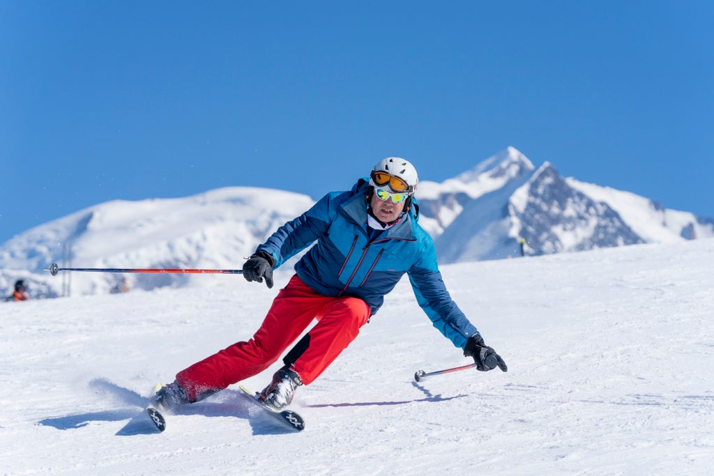 Saint Gervais_Skier Carving_(c): Boris Molinier