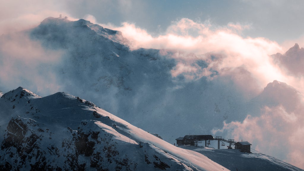 Les Menuires_Cime Caron and Becca Chairlift Winter Landscape_(c): Alexis Brot
