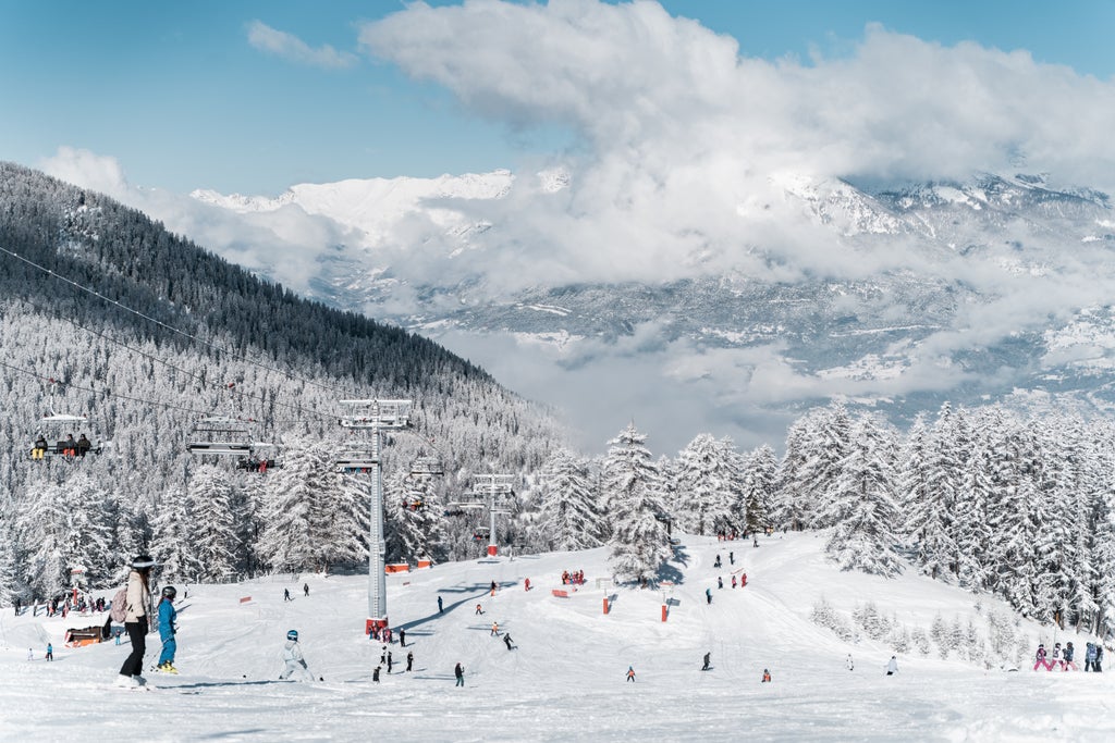 Les Orres_Sunny Ski Day_(c): Willy Camus