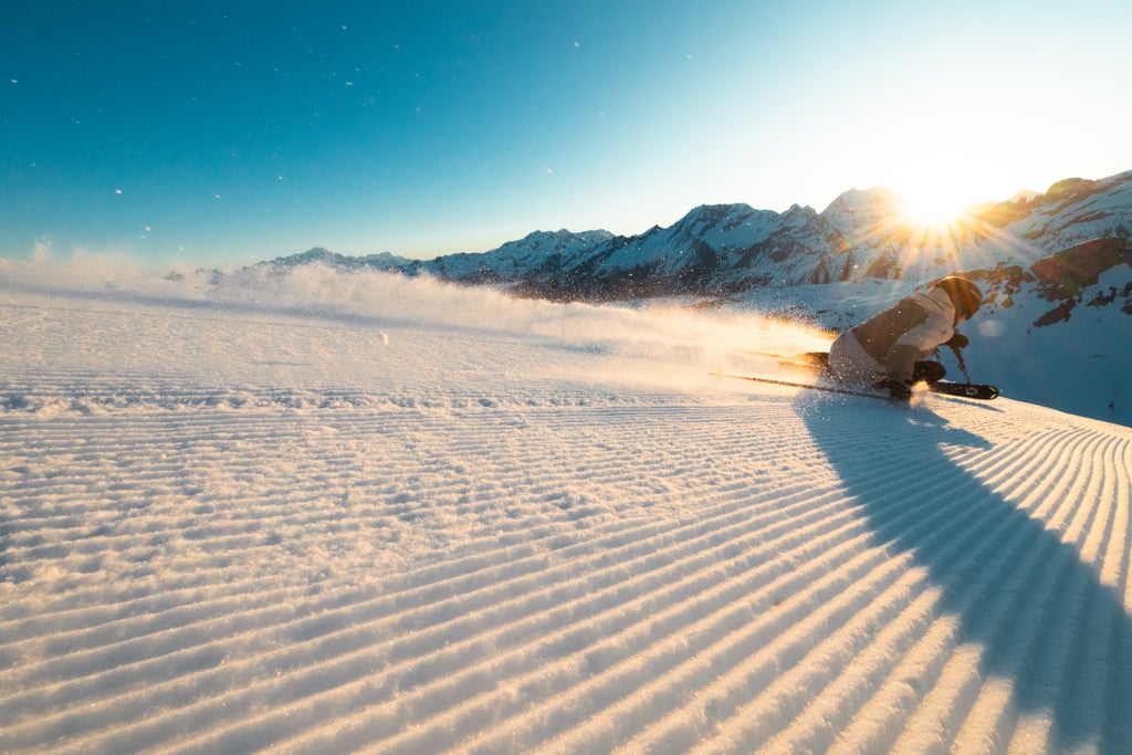 Courchevel_Groomed Slope Skiing_(c): Arthur Bertrand