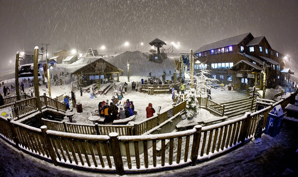 Jeff Hawe - The Summit at Snoqualmie night skiing