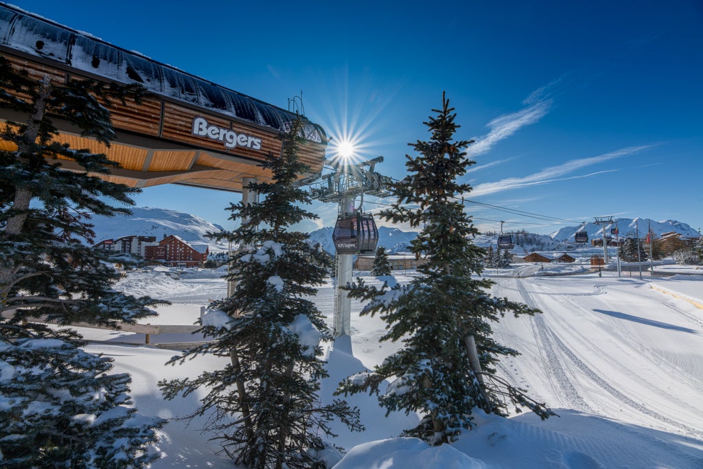 Alpe d Huez_Bergers Gondola_(c): Lionel Royet / Alpe d’Huez Tourisme