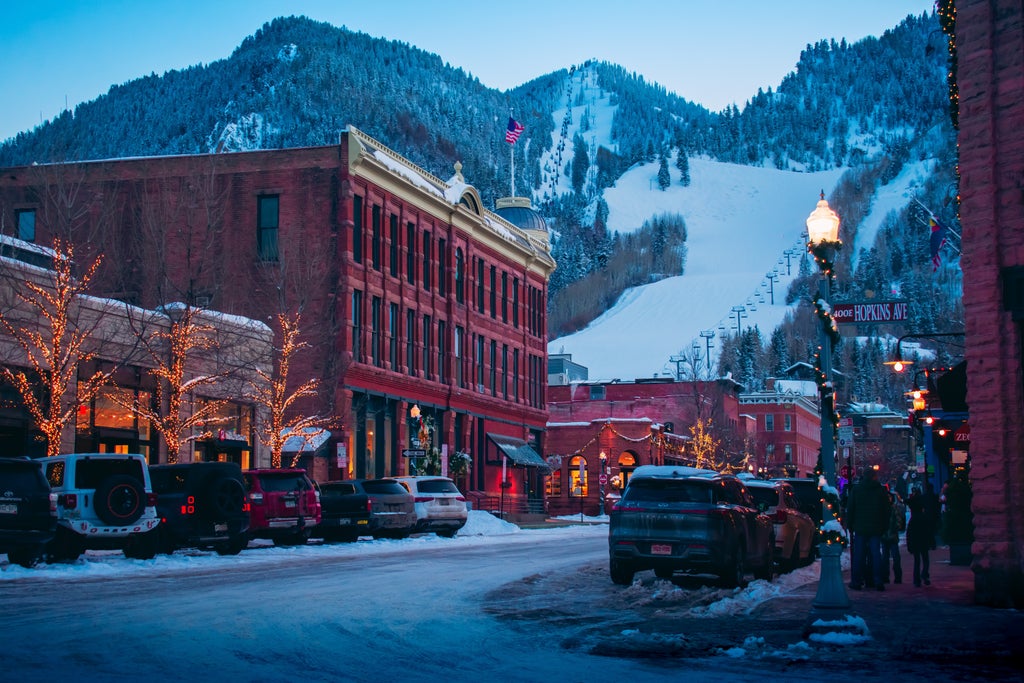 Aspen/Snowmass_Winter Town_(c): Shutterstock