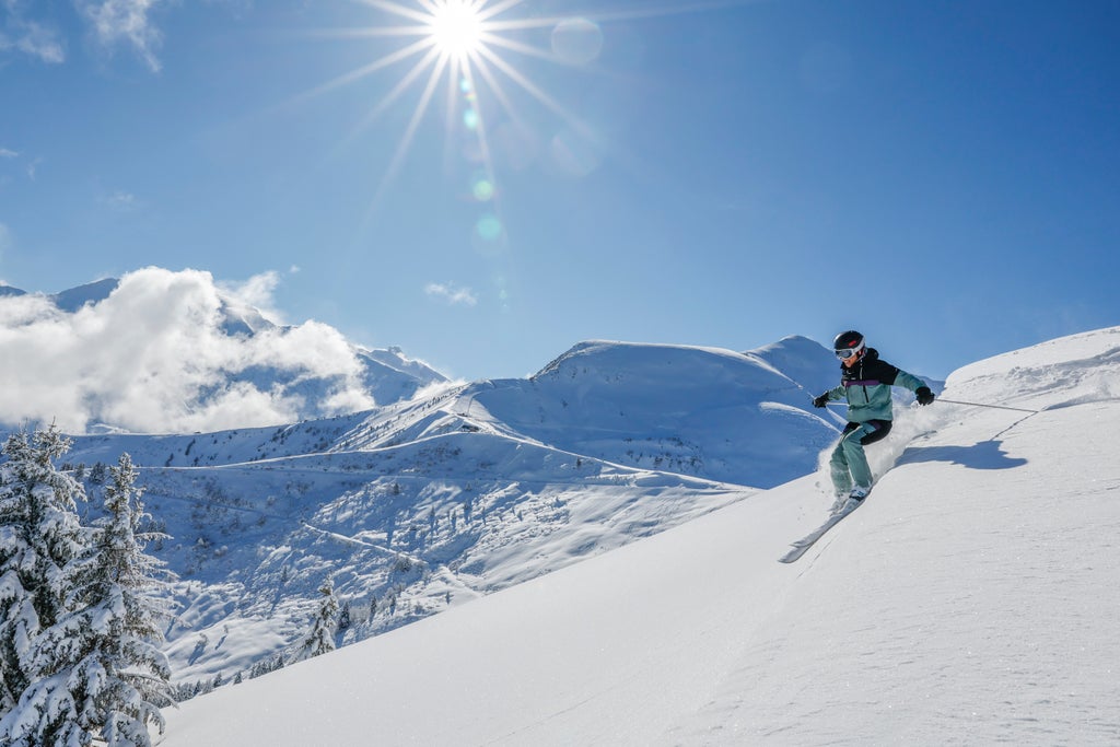 Saint Gervais_Off Piste Powder Ski_(c): Boris Molinier