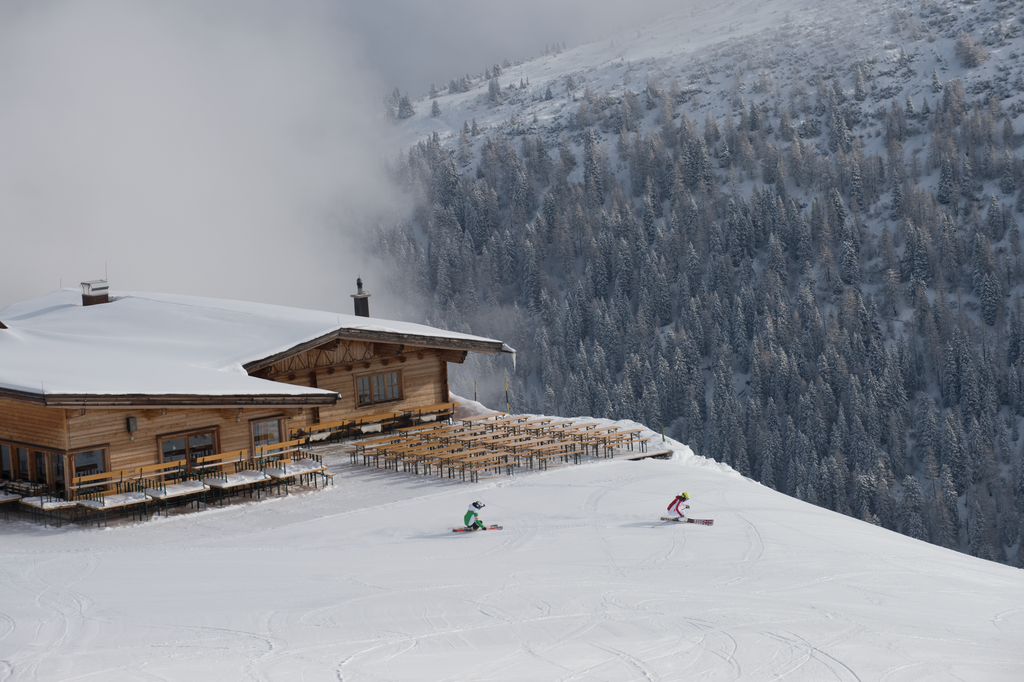 Axamer Lizum, Sunnalm Hütte_Tirol Werbung_Mallaun Josef_Axams
