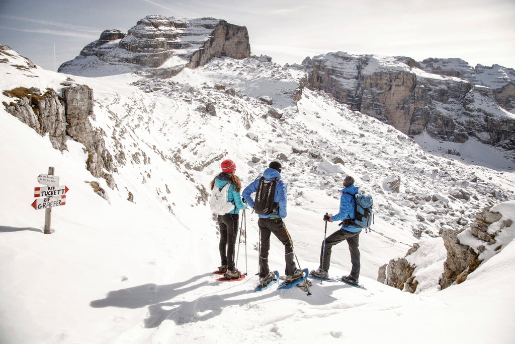 MadonnadiCampiglio-DolomitidiBrenta-Ciaspole DanieleLira 36407