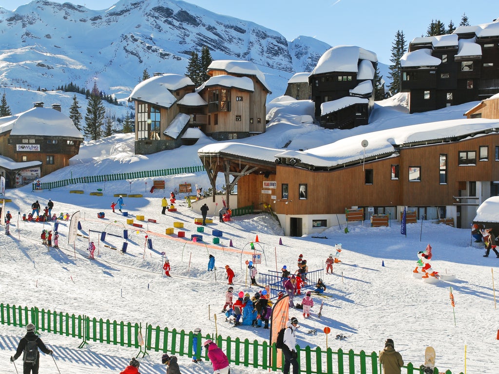 Avoriaz_Kids Ski Area_(c): Shutterstock