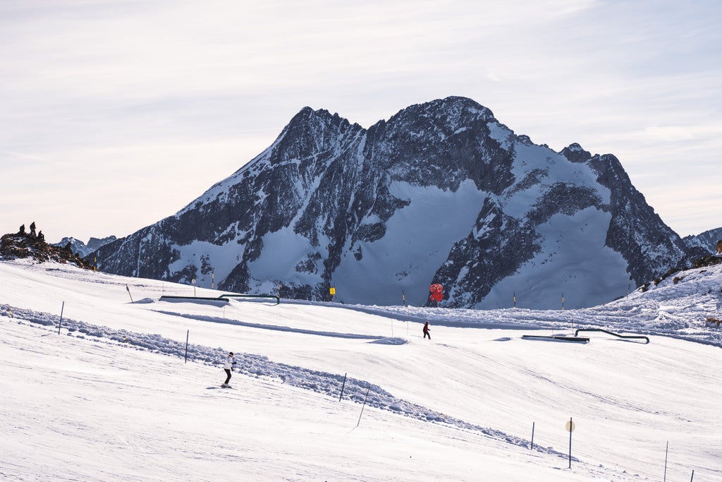 Les 2 Alpes_Glacier Piste_Luka Leroy / Les 2 Alpes