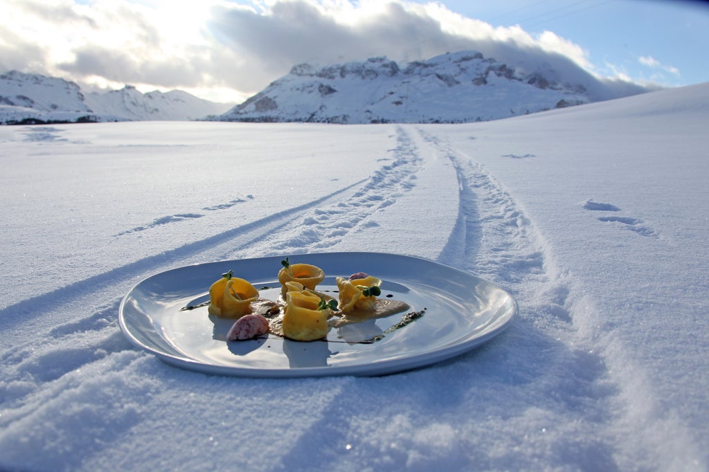 Alta Badia Sciare con gusto - Skifahren mit Genuss - A taste for skiing by Freddy Planinschek (2)