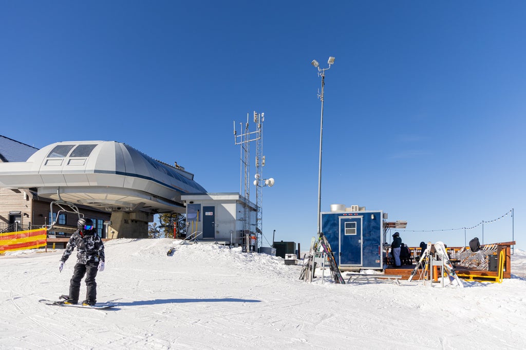 251222 GRANBY- OUTPOST-0032