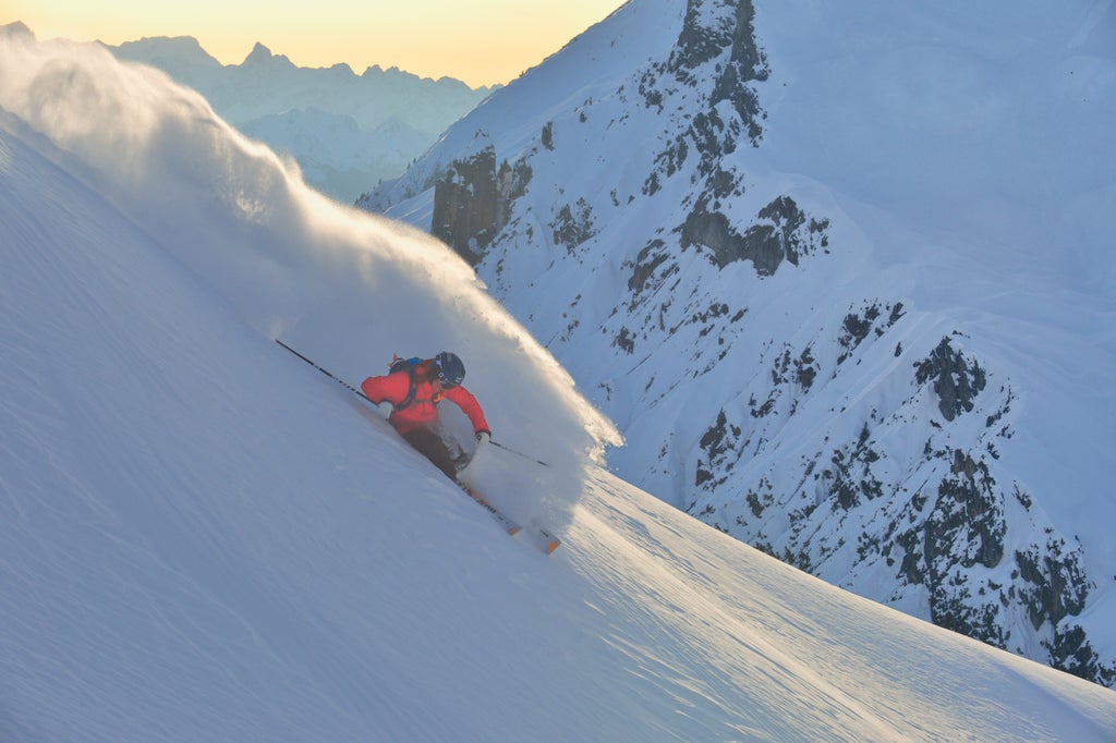 Lech Zürs_Golden Hour Freeride_(c): Sepp Mallaun -  Lech Zürs Tourismus