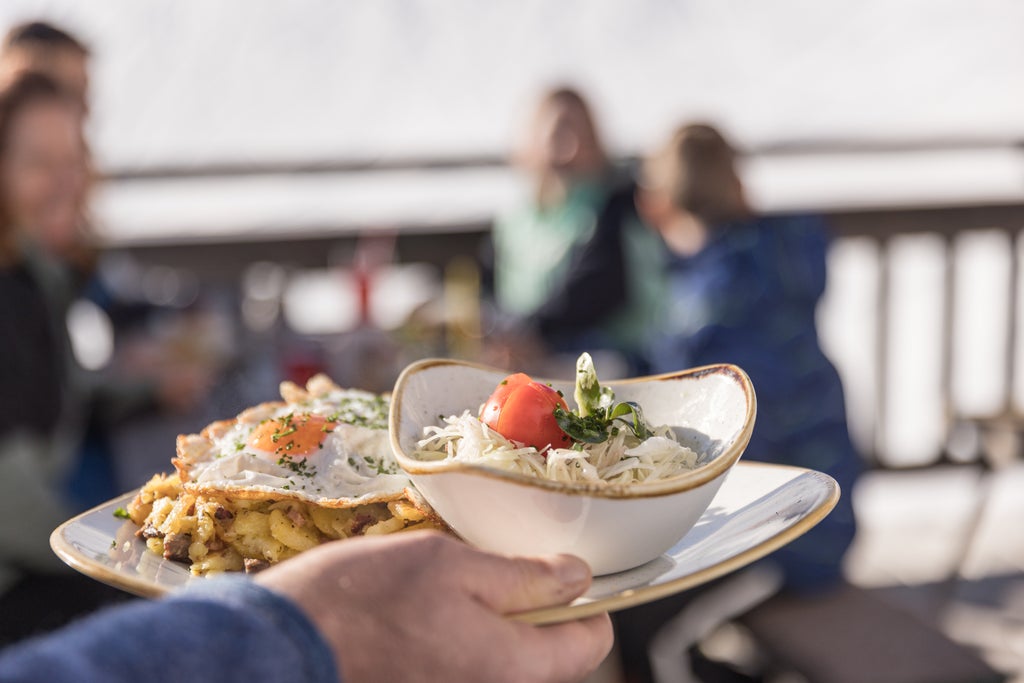 Ski Juwel_Tyrolean Gröstl_(c): Alpbachtal Tourismus / Shootandstyle