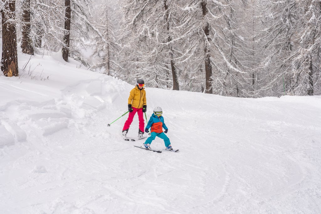 Puy St. Vincent_Kid Learning to Ski_(c): Rogier van Rijn