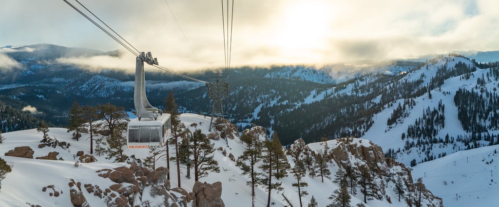 Palisades Tahoe_Tram Panorama_(c): Blake Kessler Media / Palisades Tahoe