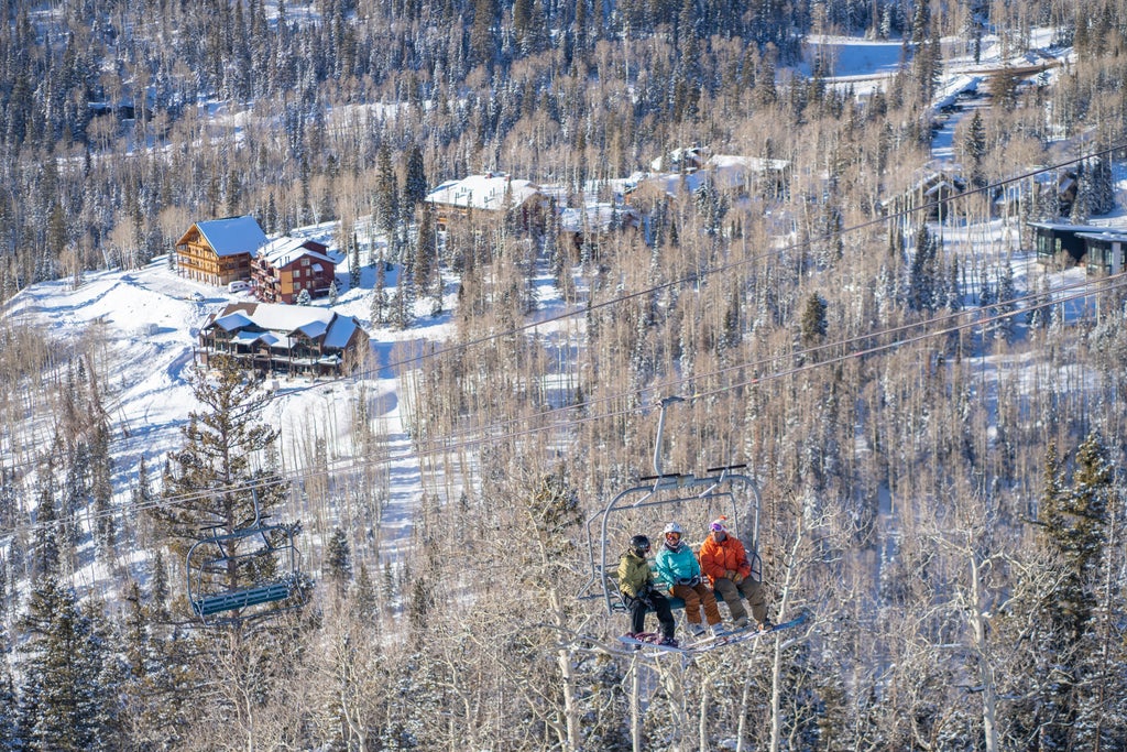 Eagle Point_Chairlift Ride with Village View_(c): Eagle Point Resort