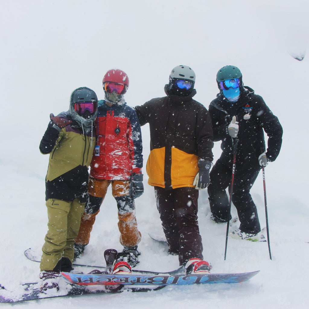 Bear Valley_Rider Friends_Group Photo_(c): Bear Valley Mountain Resort