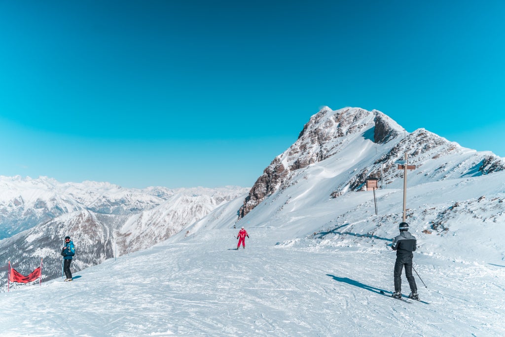 Les Orres_Piste Skiing_(c): Willy Camus