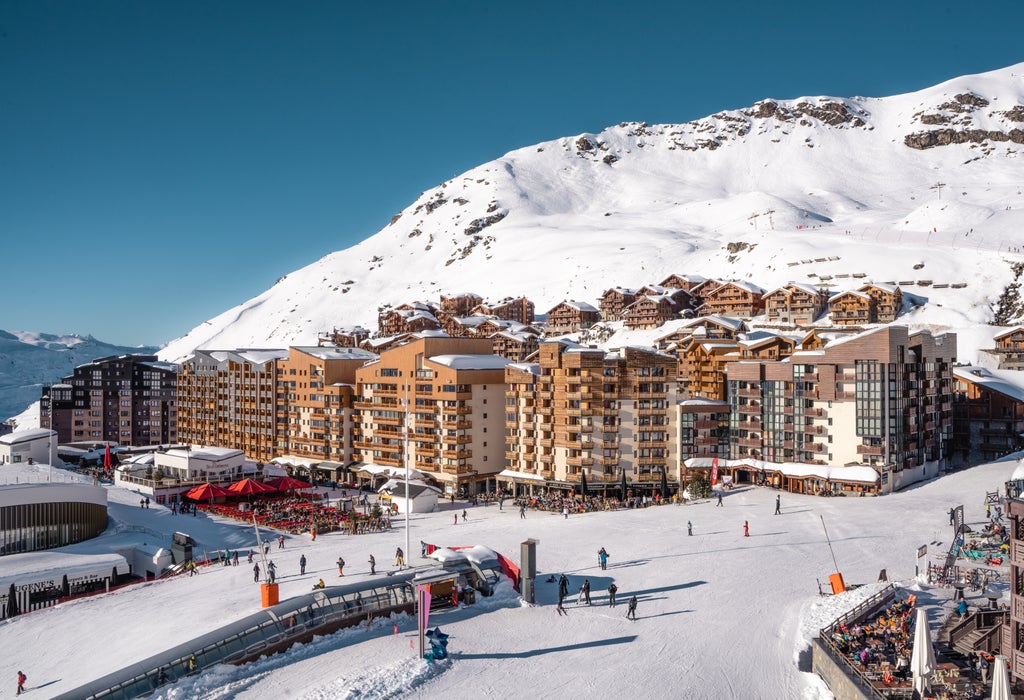 Val Thorens_Base Area Apartments_(c): Les 3 Vallees