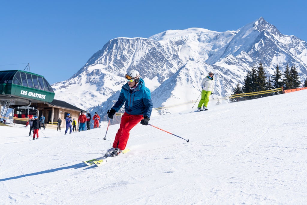 Saint Gervais_Skiers Near Les Chattrix Chairlift_(c): Boris Molinier