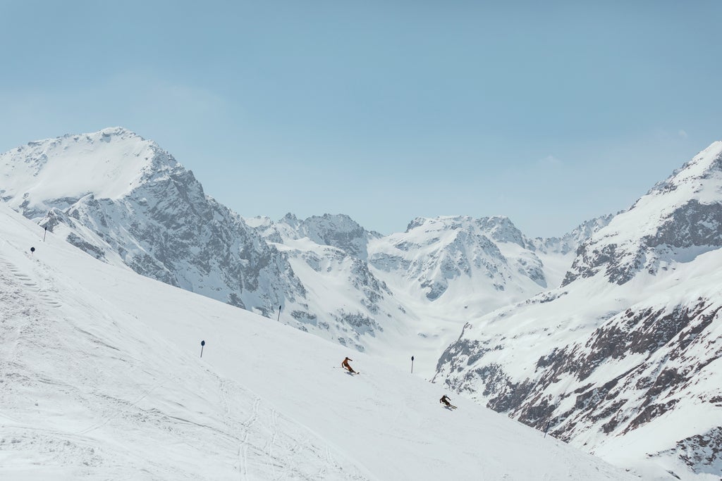 St. Anton am Arlberg_Wide Alpine Ski Slopes_(c): Arlberg Marketing GmbH Christoph Schoech (16)