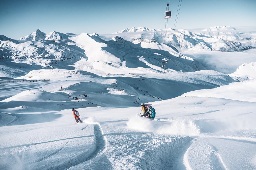 Les 2 Alpes_Deep Powder Riding_(c): Luka Leroy / Les 2 Alpes