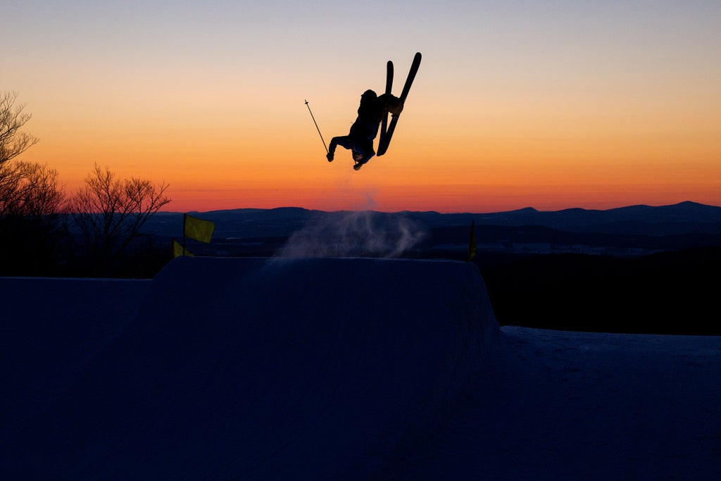 Jay Peak-04-08-2026 Terrain-Park Sunrise 18