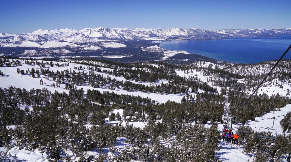 Heavenly Mountain_Sky Express Chairlift on Sunny Day_(c): Jack Morris