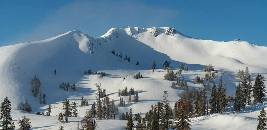 Palisades Tahoe_New Snow_Scenics_Blake Kessler Media / Palisades Tahoe