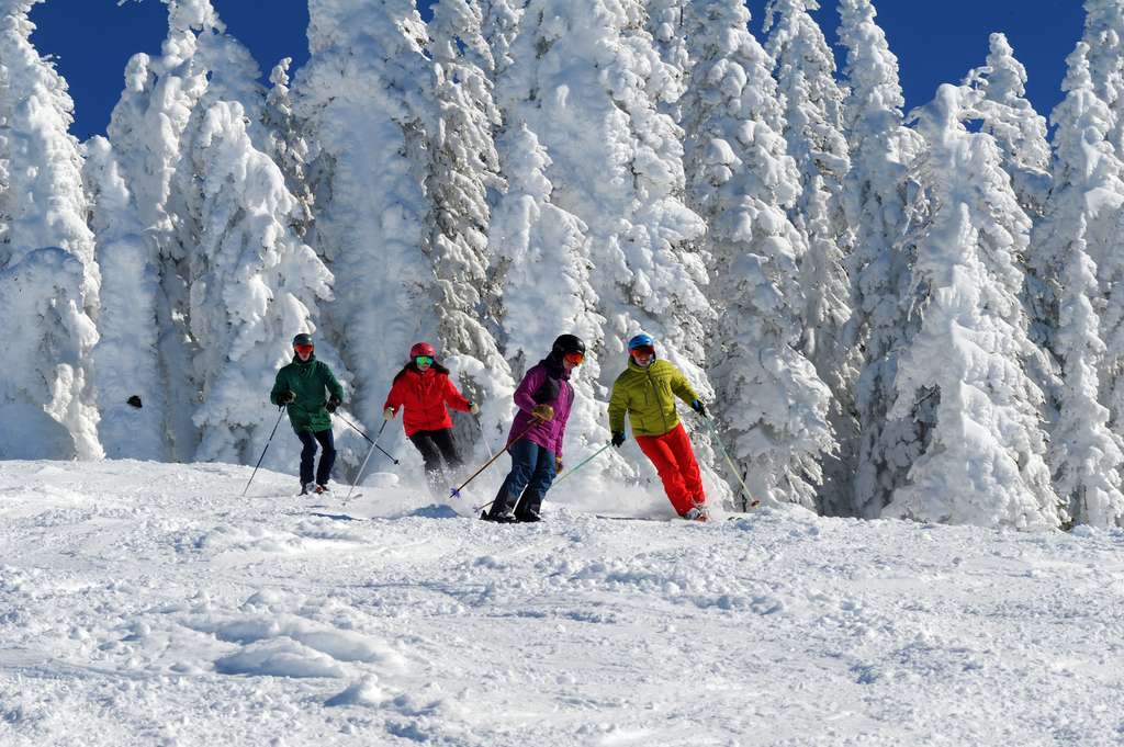Steamboat_Sunny Day_Skiing_(c): Steamboat Ski Resort