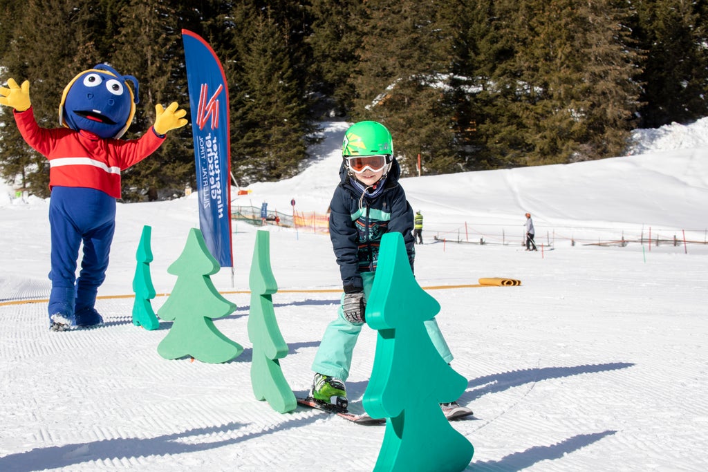 Hintertuxer Gletscher_Kids Slope Flea Park_(c): shootandstyle.com