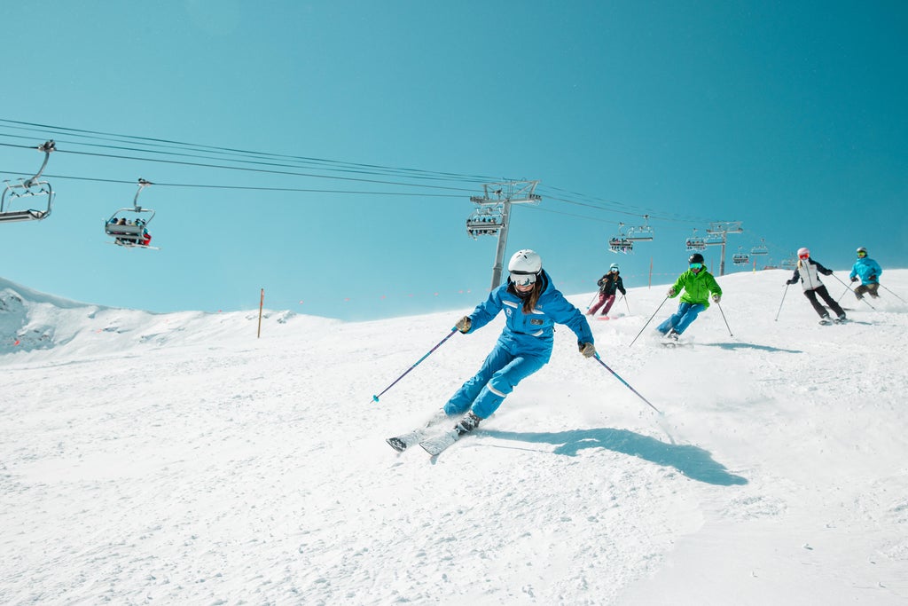 Breckenridge_Alpine Ski_Group_(c): Andrew Maguire