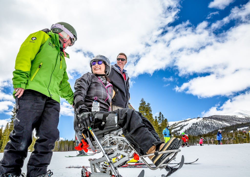 Breckenridge_Adaptive Ski_Woman_(c): © Vail Resorts -- All rights reserved.