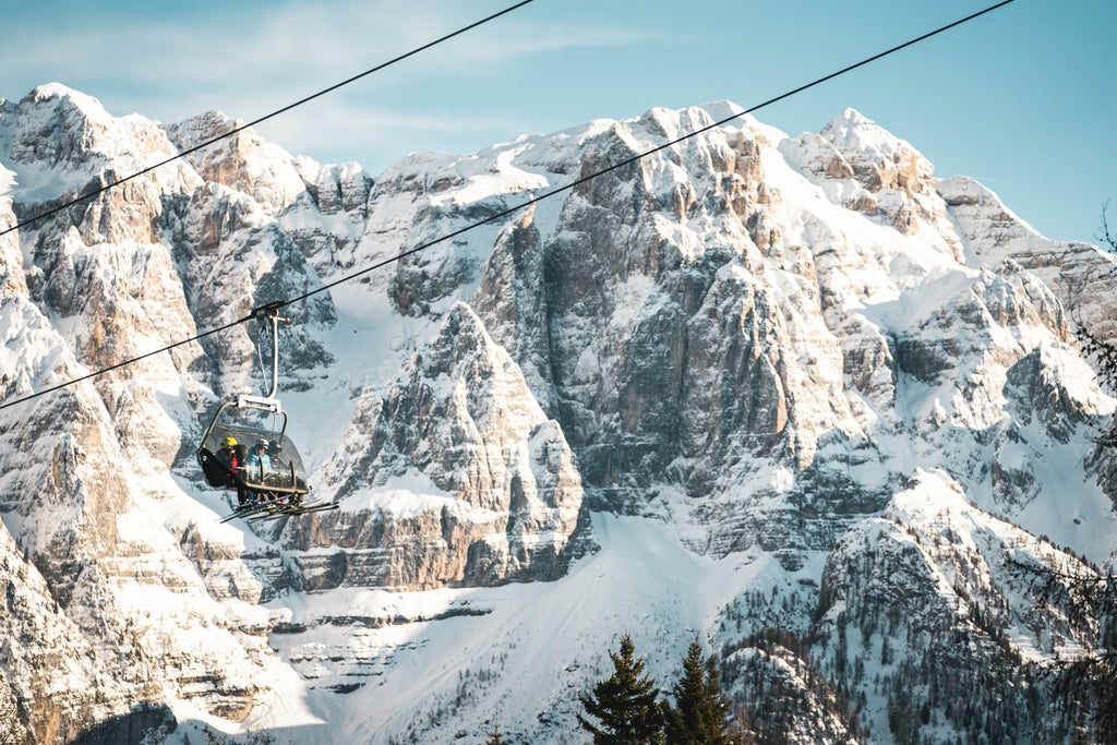 Madonna di Campiglio_Scenic chairlift ride_(c): Camilla Pizzini