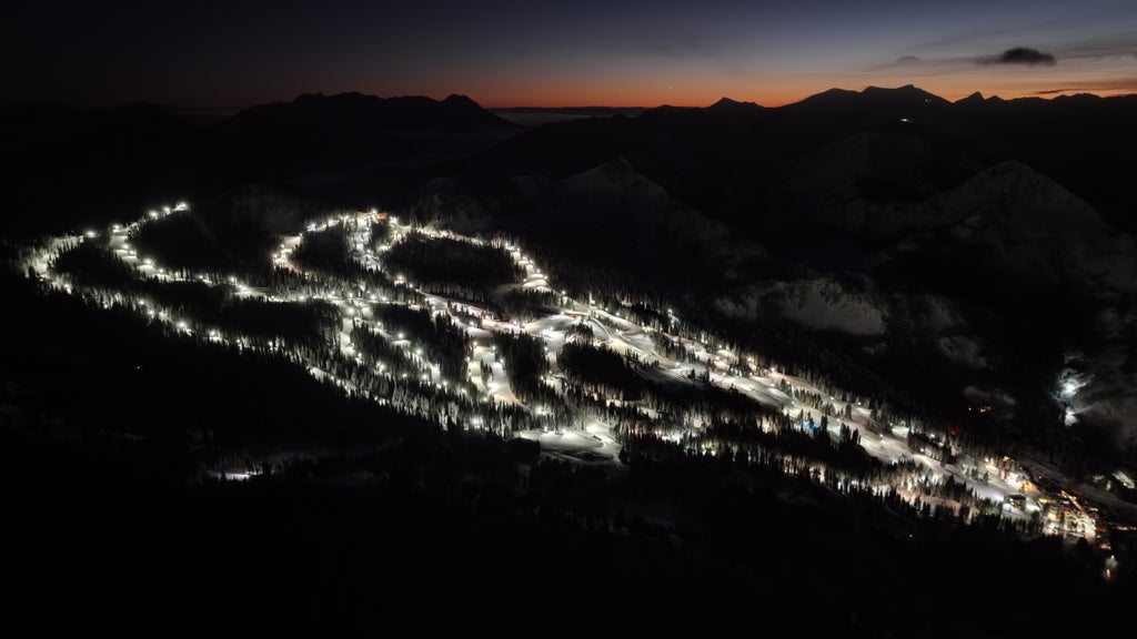 NightAllTrails AndrewKooyman