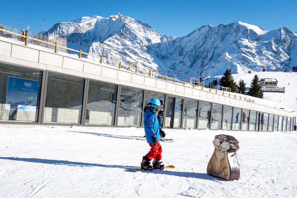 Saint Gervais-Kid Snowboarding_(c): Guillaume Borga