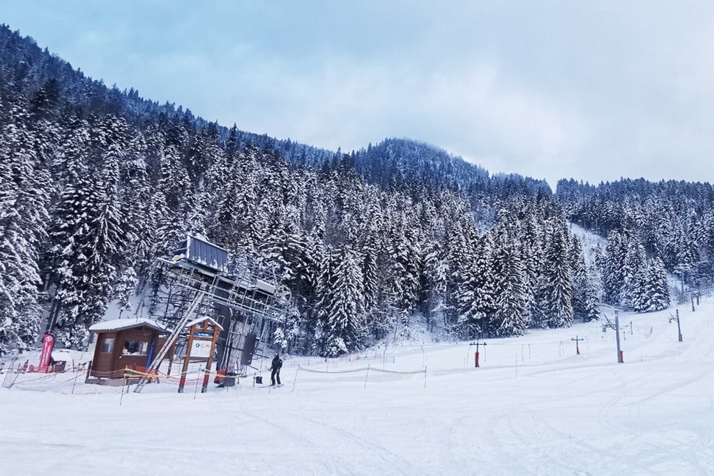 Belles conditions de ski (neige fraîche et soleil généreux) sur les pistes de Saint Pierre de Chartreuse