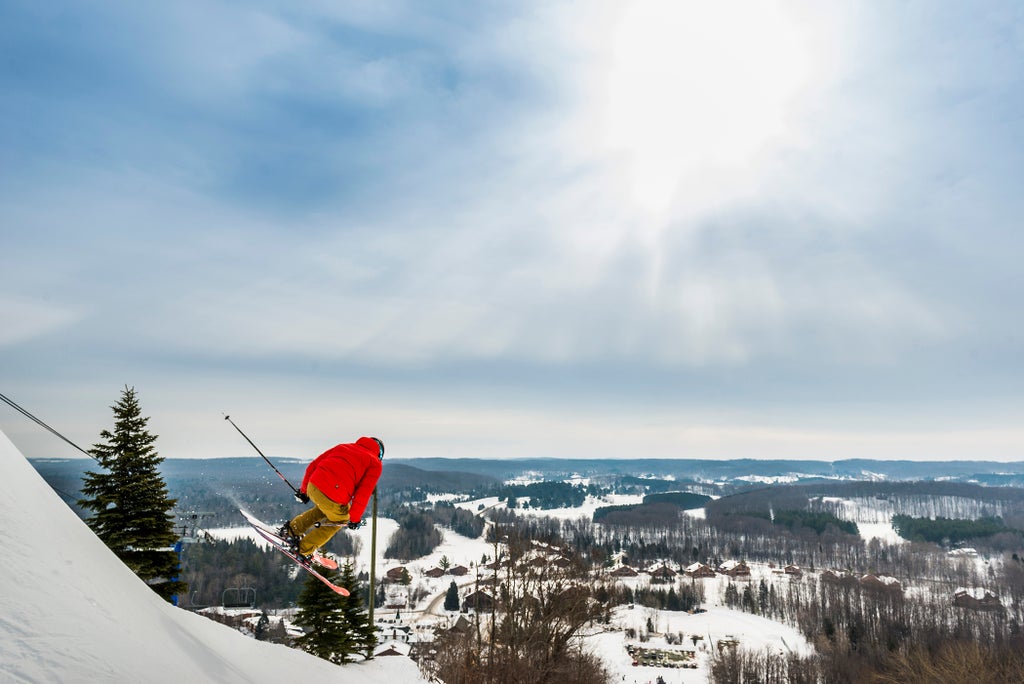 schuss-topofblue resize