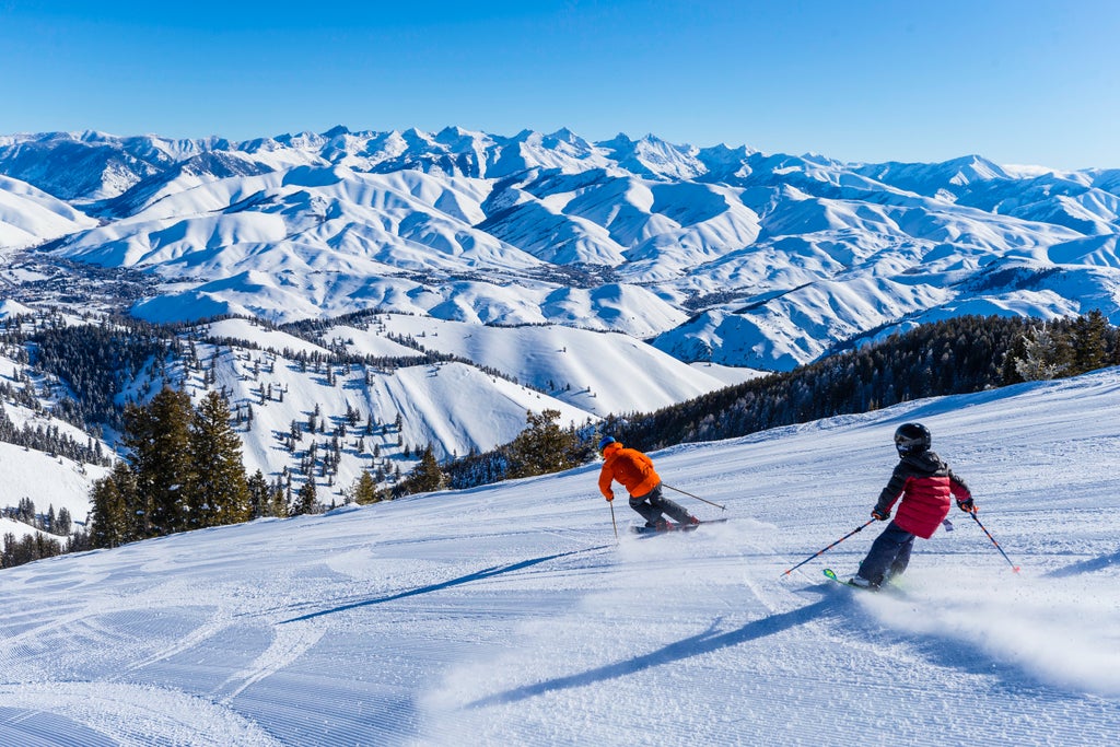 Sun Valley_BlueBird day_Sun Valley Resort Photographer: © Grant Gunderson