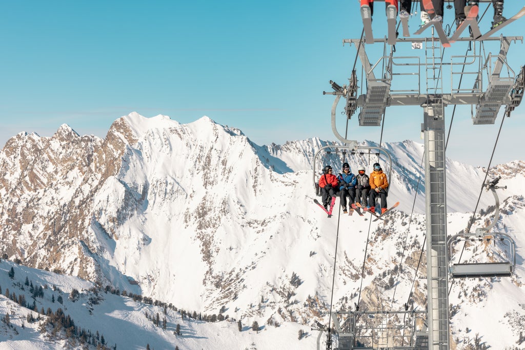 Alta Ski Area_Chairlift Panorama_(c): Alta Ski Area