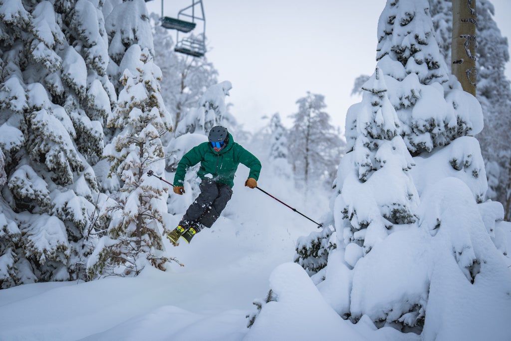 Eagle Point_Dillon Green Powder Skiing_(c): Eagle Point Resort