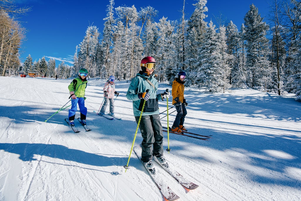 Angel Fire Resort_Hall Family_Bluebird Run_(c): Angel Fire Resort