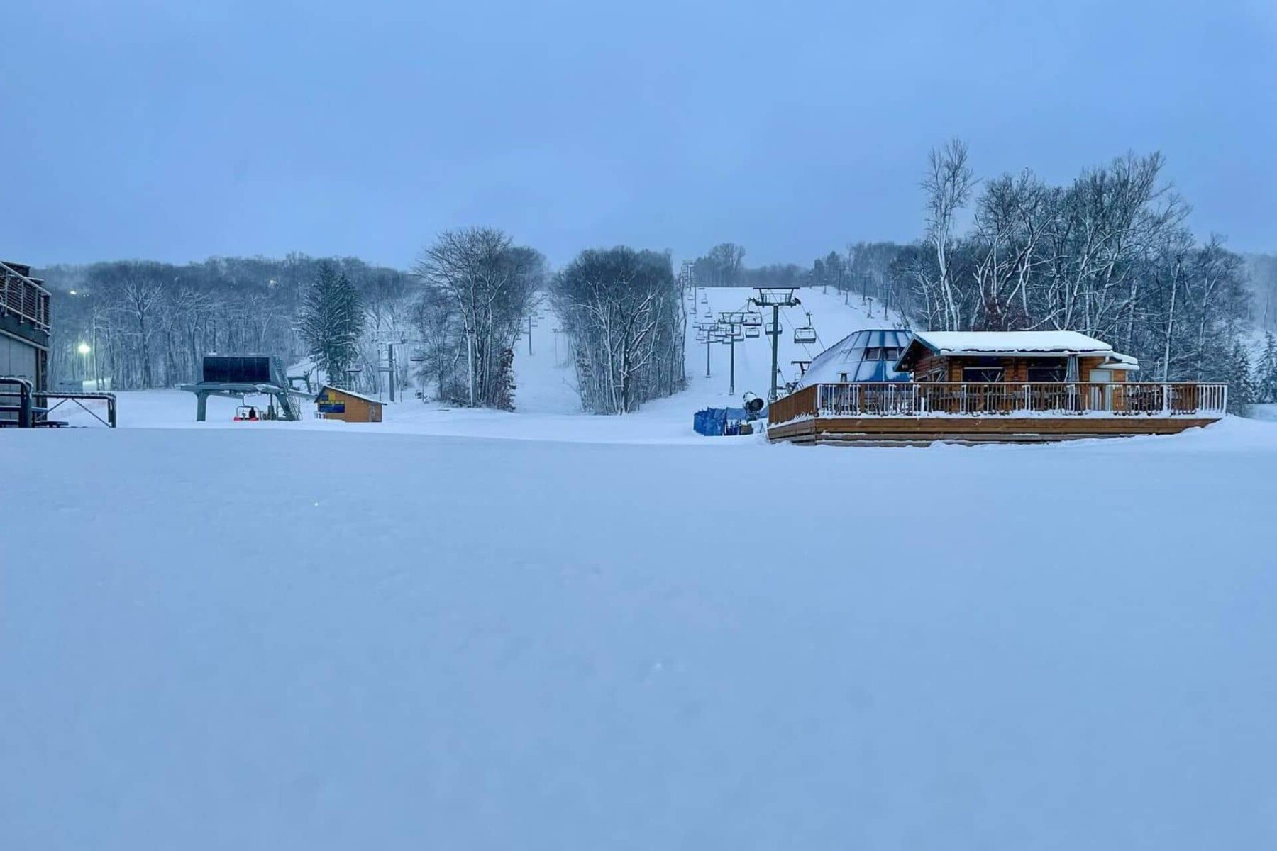 Cascade Mountain Ski Resort Area Overview - OnTheSnow